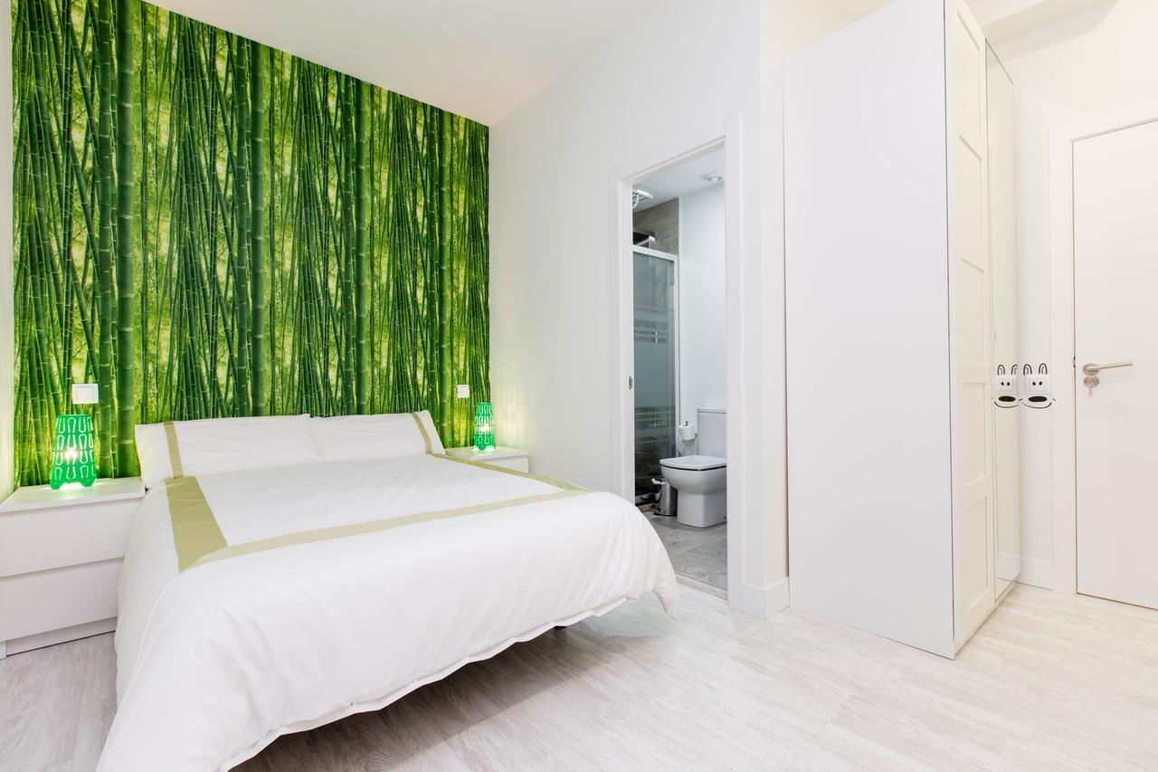 Апартаменты Bookinmadrid Com - Cascorro Sq 18 Pax Экстерьер фото