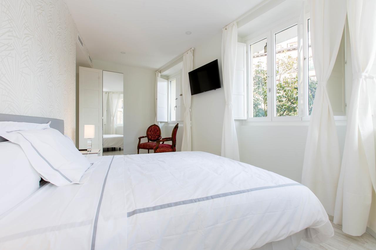 Апартаменты Bookinmadrid Com - Cascorro Sq 18 Pax Экстерьер фото