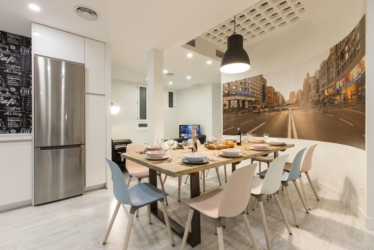 Апартаменты Bookinmadrid Com - Cascorro Sq 18 Pax Экстерьер фото